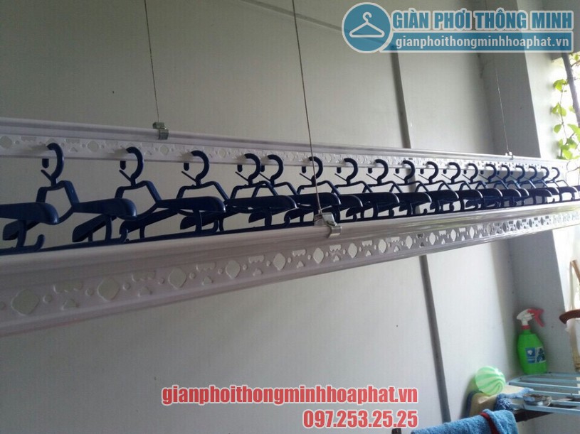 Ngắm bộ giàn phơi thông minh HP950 tại lô gia nhà anh Tuấn chung cư Hai Thành, Bình Tân-01