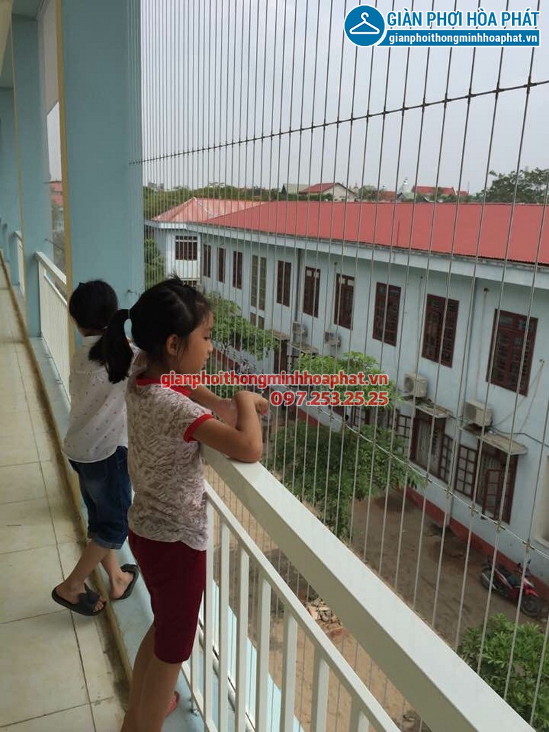 Lưới an toàn ban công Trường tiểu học Việt Hùng huyện Đông Anh