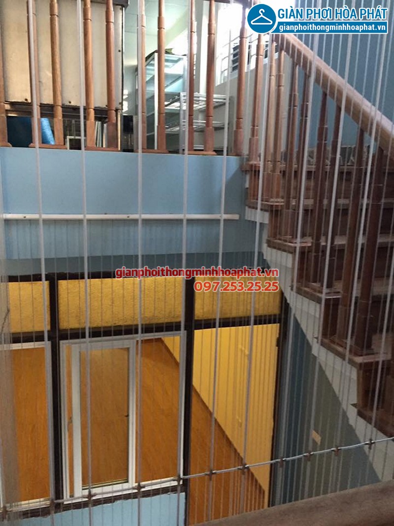 Hình ảnh thực tế lưới an toàn cầu thang trường mầm non Vầng Trăng
