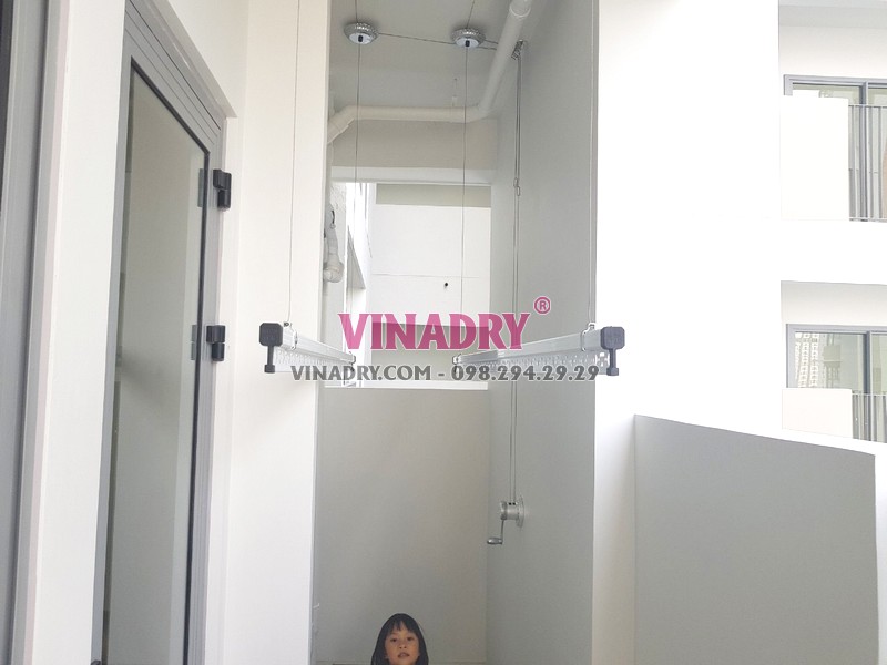 Lắp giàn phơi thông minh tại Quận 9, TPHCM bộ Vinadry GP901 nhà chị Trinh - 04