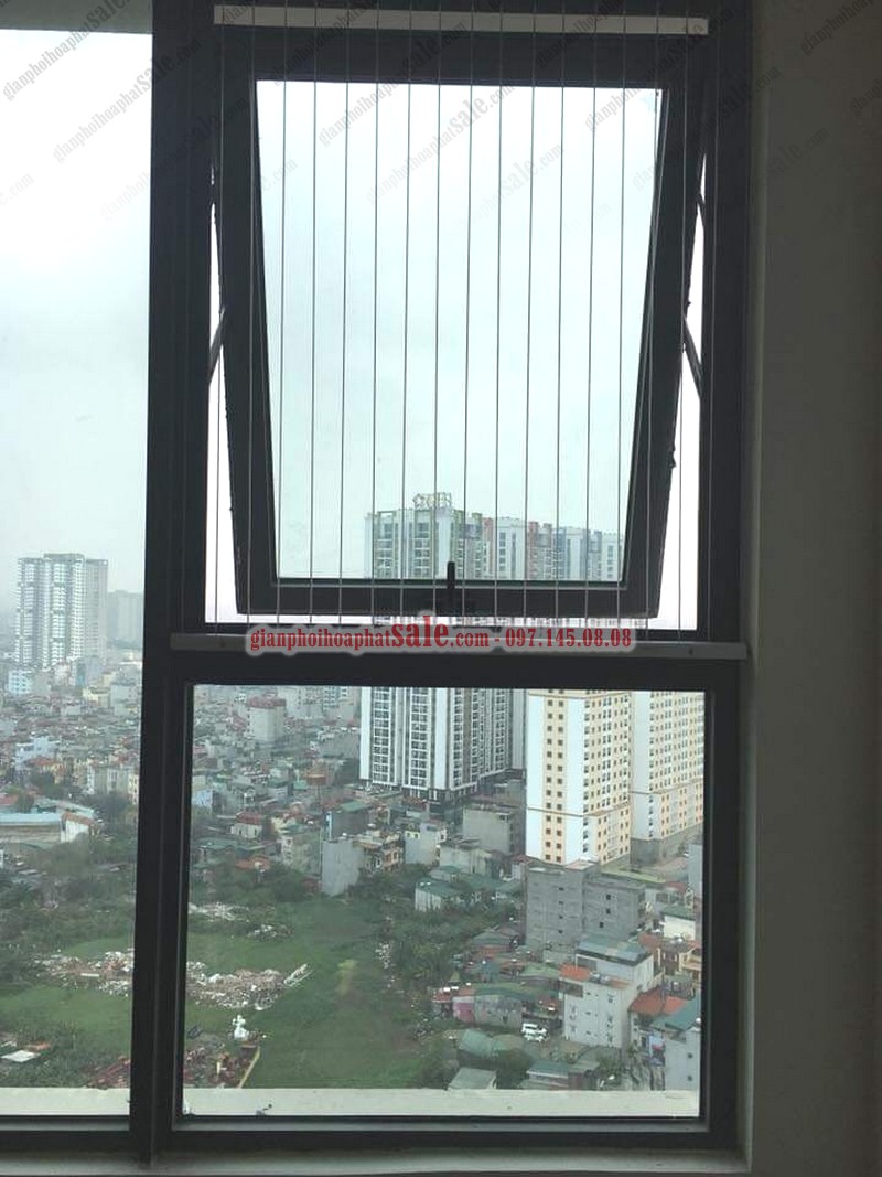 Lưới bảo vệ cửa sổ được đan từ cáp inox bọc nhựa trên 2 khung nhôm định hình